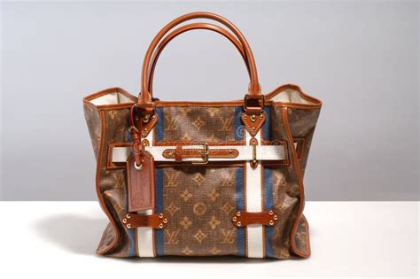 louis vuitton киев оригинал|louis vuitton kyiv.